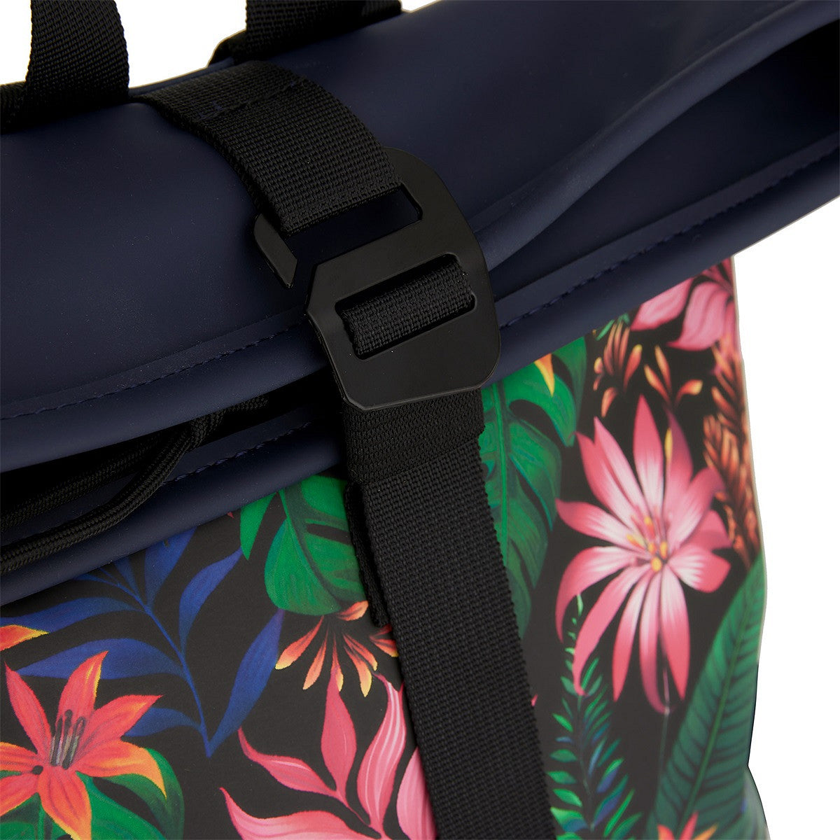 New Rebels Rolltop Cityrucksack Los Angeles – Stylischer Rolltop Rucksack mit Flowerpower-Design, Wasserabweisend & Praktisch
