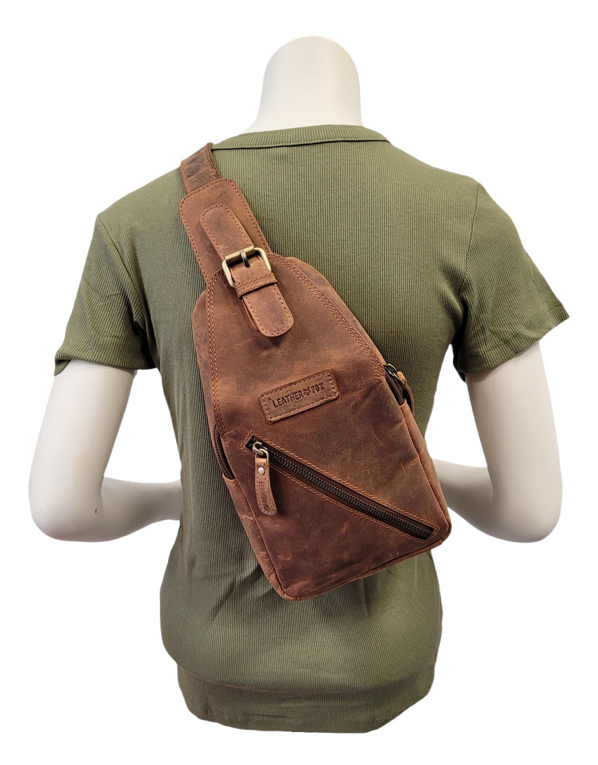 Leatherfox Slingbag aus Hunterleder – Echtleder Umhängetasche | Rechts & Links tragbar | 30x15x8 cm