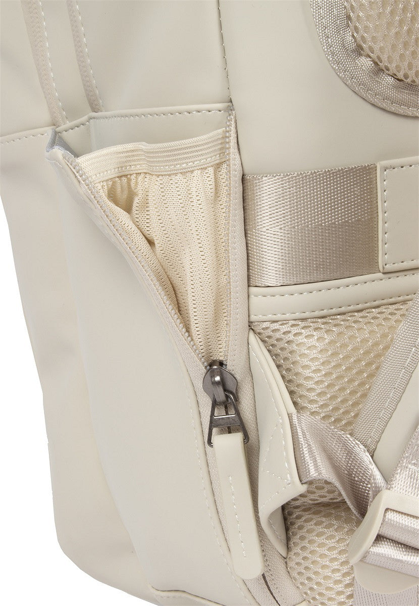 New Rebels William Milwaukee Rucksack mit Laptopfach 15,6 Zoll, 18 l