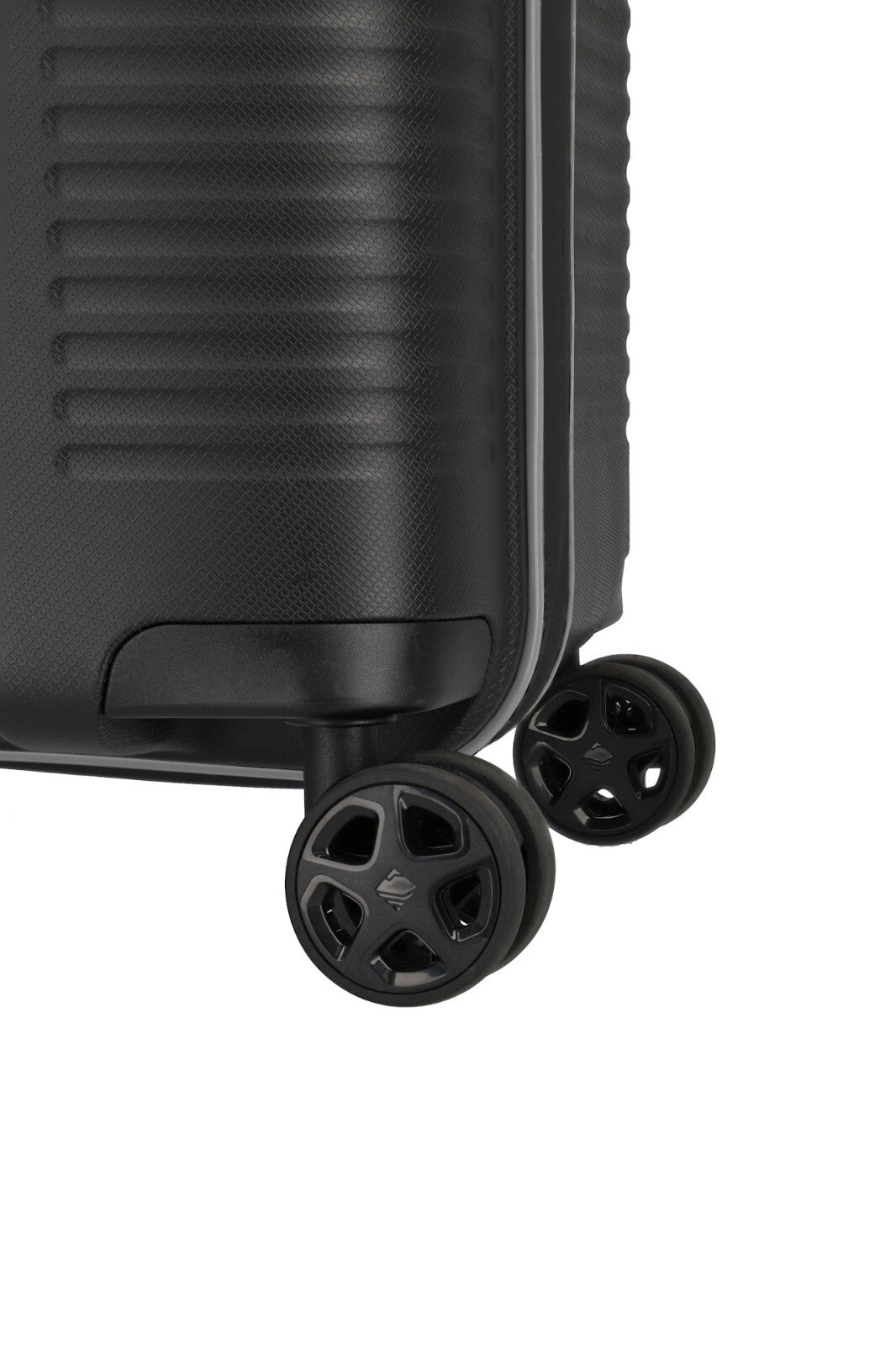Travelite Roomer M (66 cm, erweiterbar) – 66 l Hartschalenkoffer mit TSA‑Schloss & 4 Doppelrollen