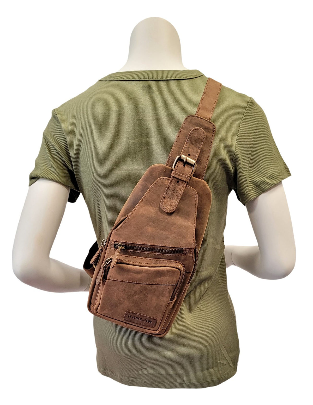 Leatherfox Slingbag aus echtem Hunterleder – mittelgroße Unisex-Umhängetasche mit 2 Fronttaschen, verstellbarem Gurt & karierter Innenausstattung