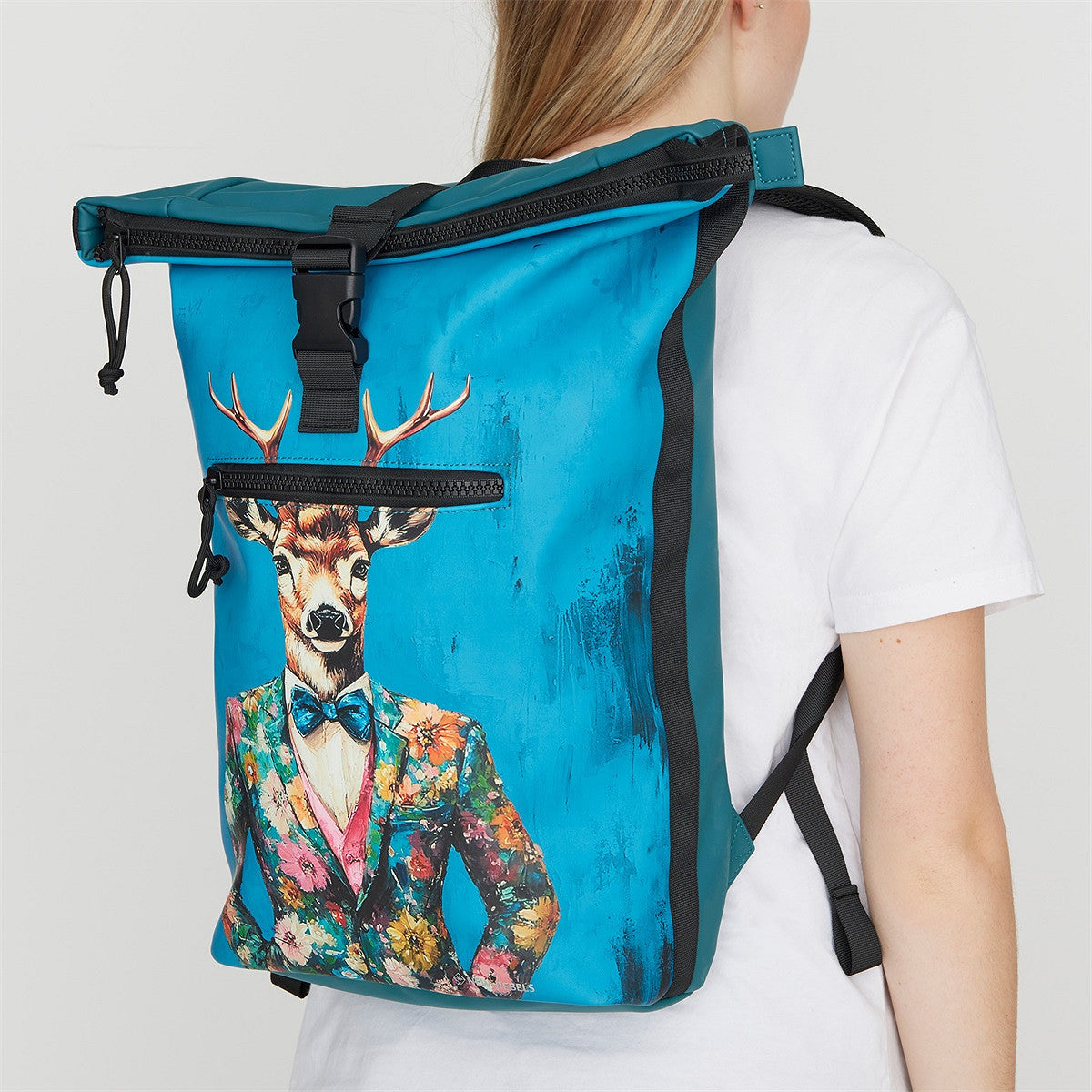 New Rebels New York Hirsch Rucksack – Rolltop, wasserabweisend, 15" Laptopfach