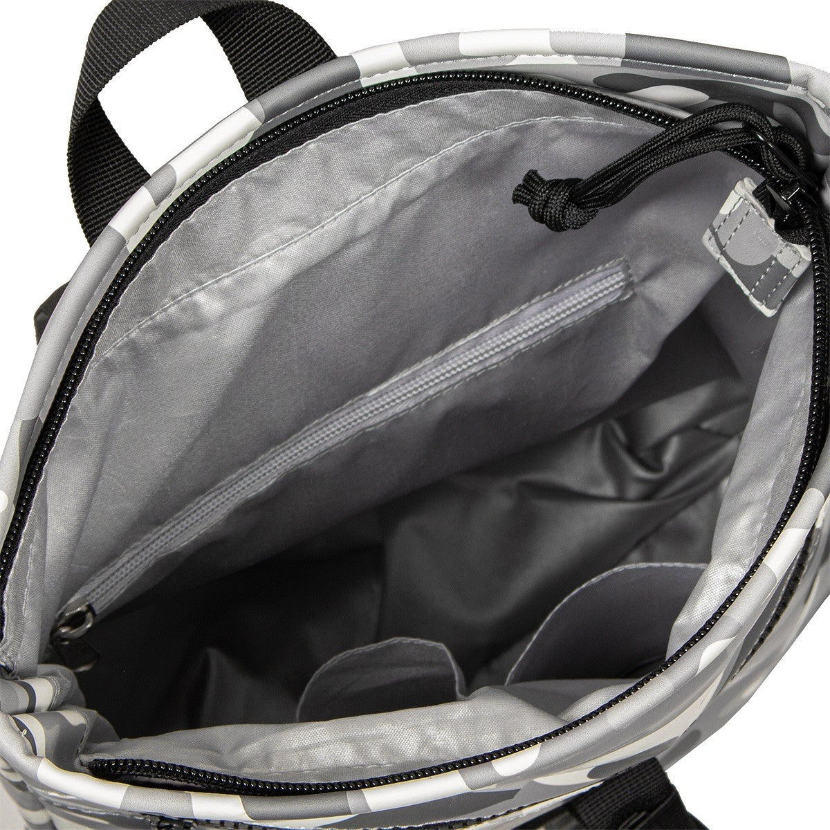New Rebels Mart Army Roll Up Rolltop City Rucksack Los Angeles wasserabweisend camouflage