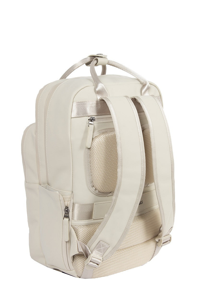 New Rebels William Milwaukee Rucksack mit Laptopfach 15,6 Zoll, 18 l