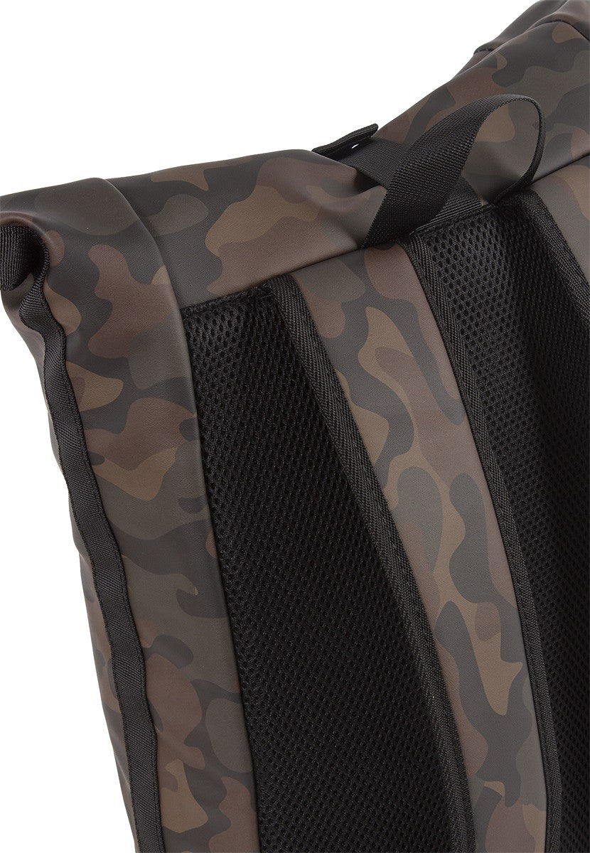 New Rebels New York Rolltop Rucksack Flecktarn – wasserabweisend, 15" Laptopfach, 15 L