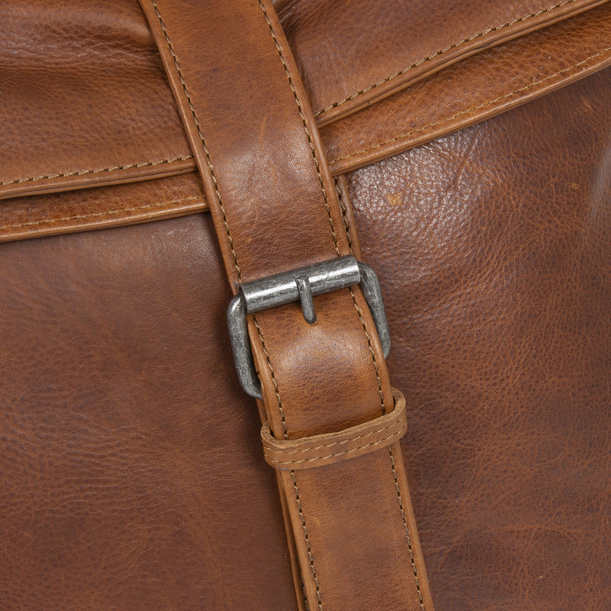 Justified Bags Nynke Rolltop Rucksack aus dickem, echtem Rindleder – Cityrucksack mit Magnetverschluss, Frontfach & Innenlicht – Robuster Leder Rucksack Damen & Herren