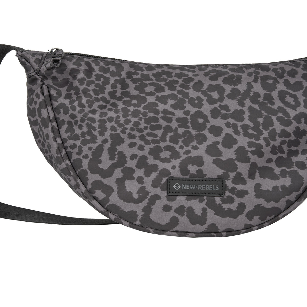 New Rebels Moonbag „Stay Wild" – Crossbody-Tasche mit Leopard-Print black, Nylon, 32 × 16 cm