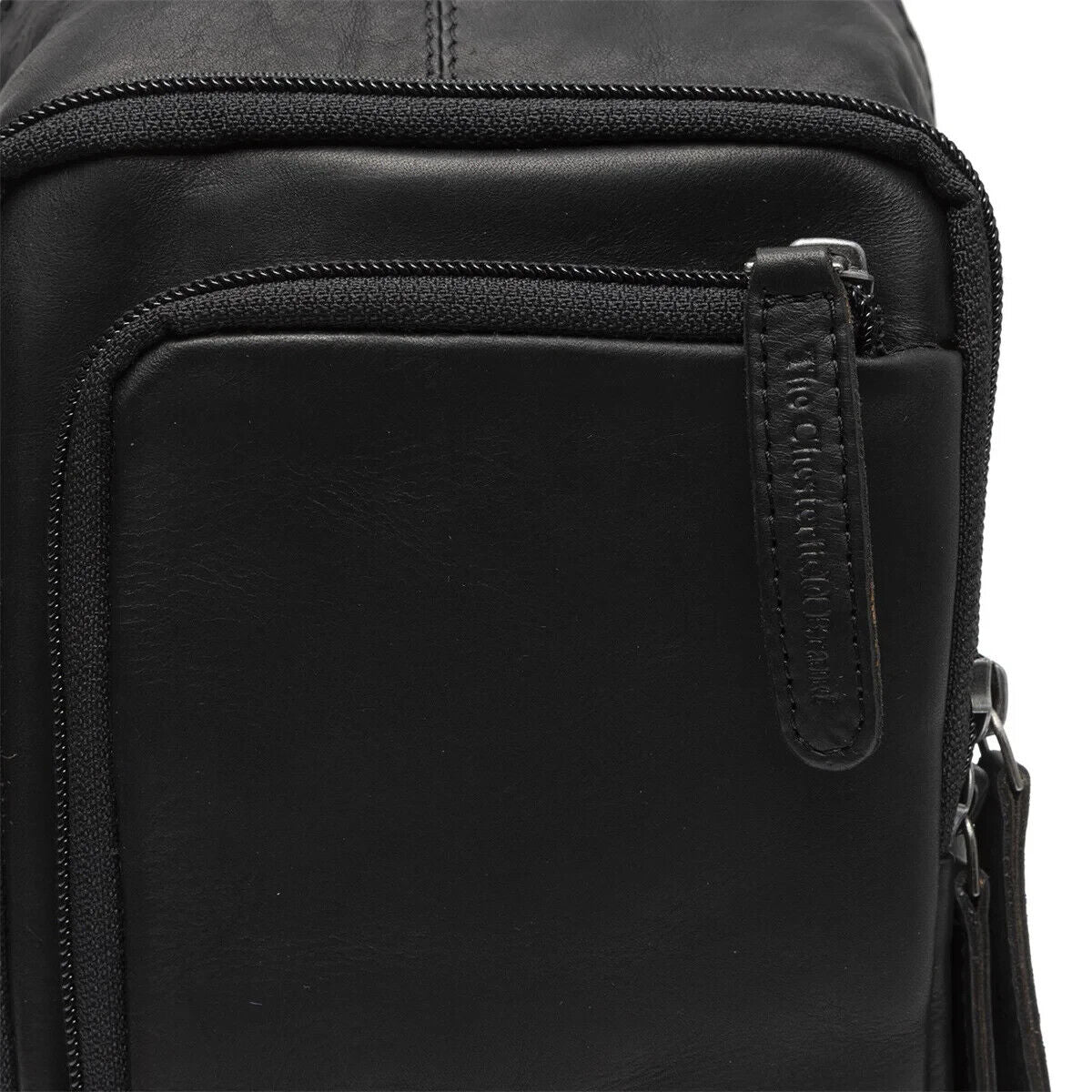 The Chesterfield Brand echt Leder Crossbag Slingbag Crossbodybag Umhängetasche Riga schwarz