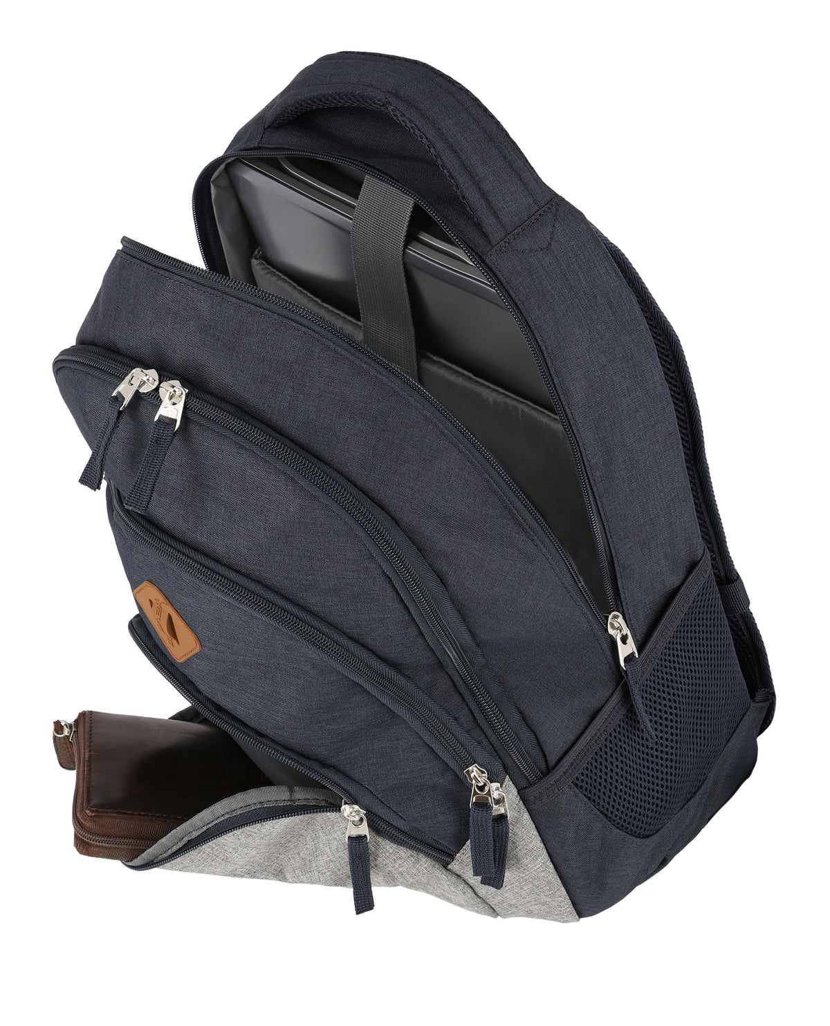 Travelite Basics Rucksack Marine-Grau Rückenansicht mit gepolsterten Schultergurten